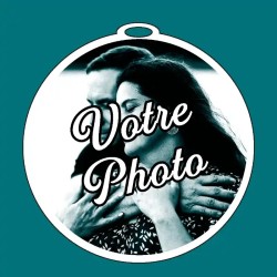 Boule de Noël personnalisée en bois avec gravure photo