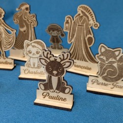Marque-places de Noël en bois personnalisés